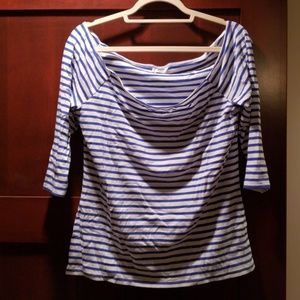 Cute Off shoulder OLD NAVY XL top!